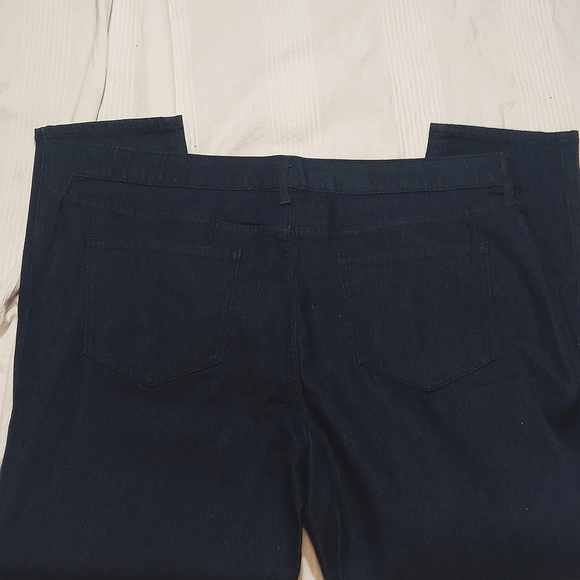 NWT OLD NAVY SUPER SKINNY JEANS WOMENS 16 PETITE MID RISE PANTS DARK BLUE - Picture 4 of 5